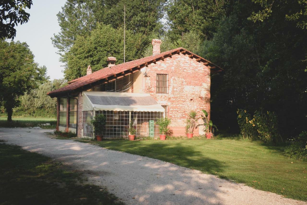 Agriturismo Fiori Di Zucca Fossano Exterior foto
