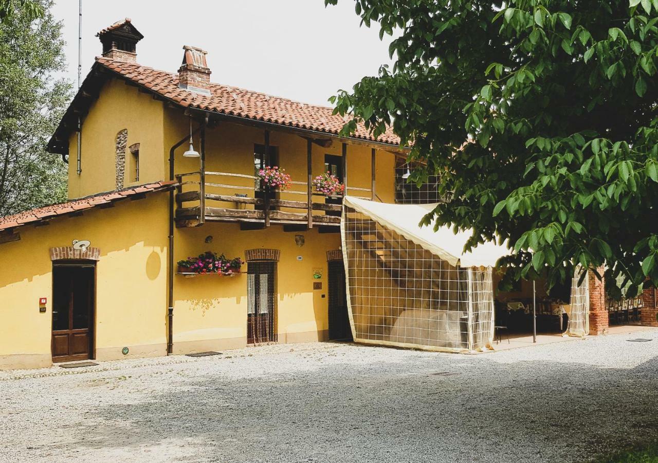 Agriturismo Fiori Di Zucca Fossano Exterior foto